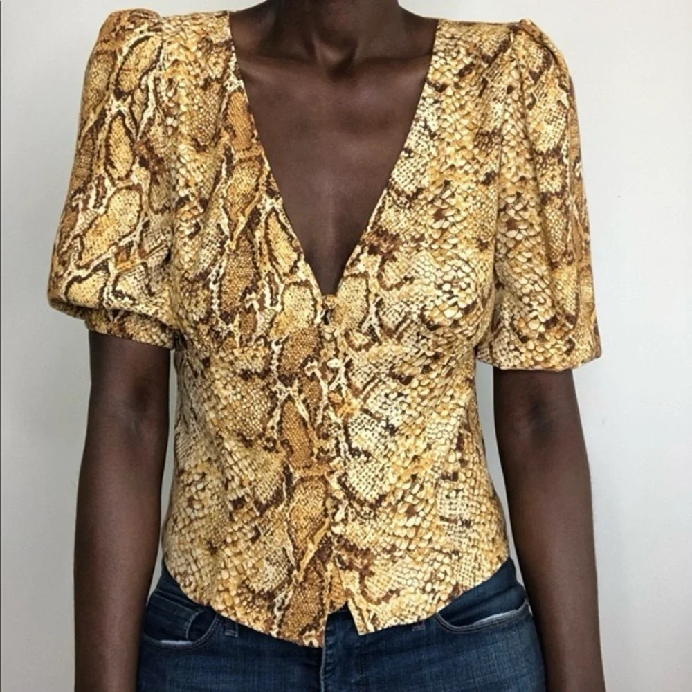 Reformation Eliana Boa Snakeskin Animal Print V Neck Button Front Blouse Small